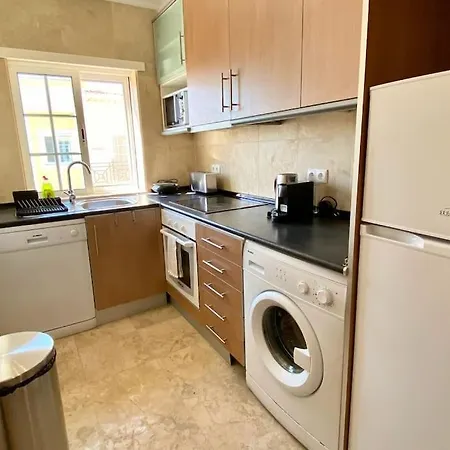 2-bedroom In Newtown W Pool Albufeira